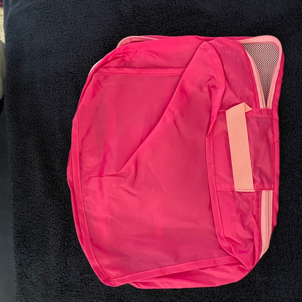 MYTAGALONGS Pink Mesh Bags and Traveling Cubes Set of 9 - Picture 13 of 16